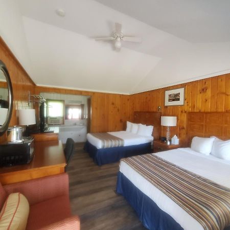Bayview Lakefront Inn 圣伊尼亚斯 外观 照片