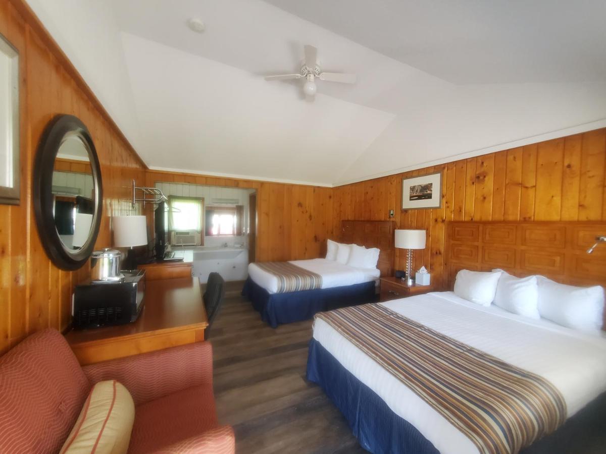 Bayview Lakefront Inn 圣伊尼亚斯 外观 照片